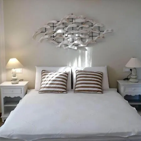 Naxos Oceamo בית הארחה Naxos City