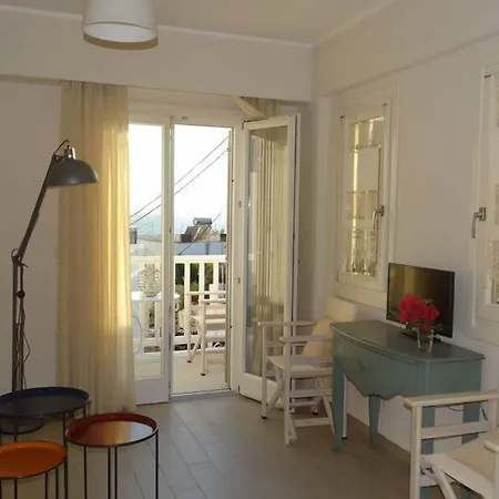 בית הארחה Naxos Oceamo 4*