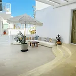 Pensjonat Naxos Oceamo 4*