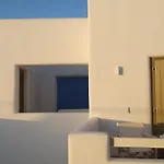 Pensjonat Naxos Oceamo 4*