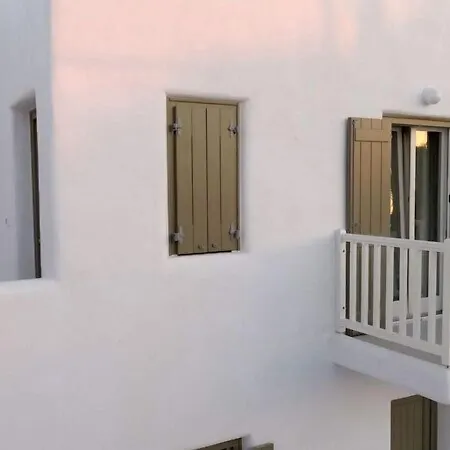 Naxos Oceamo Pensionat 4*