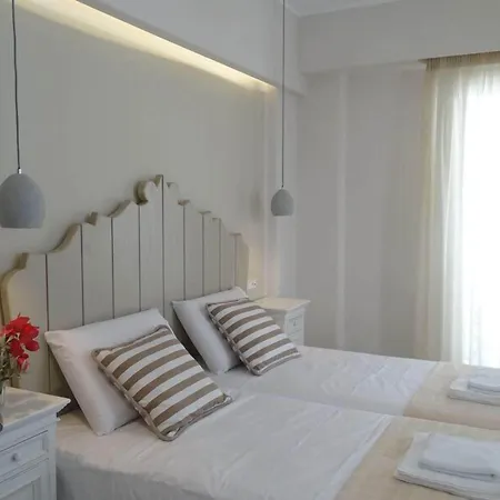 Naxos Oceamo Gæstehus 4*