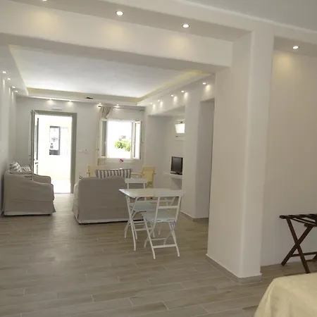 Naxos Oceamo 4*