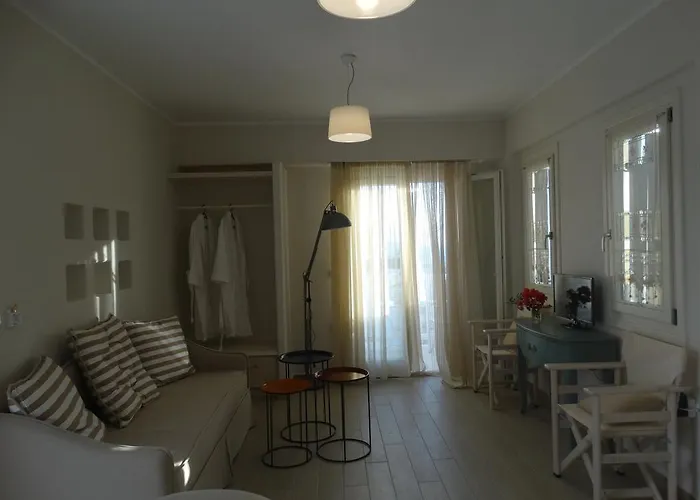 Pensión Naxos Oceamo Naxos City