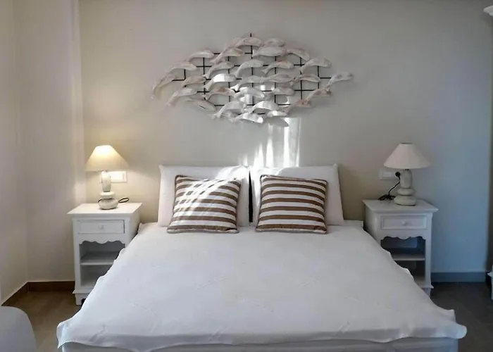 Naxos Oceamo Pensión Naxos City