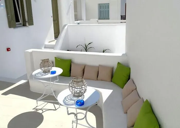 Naxos Oceamo Guest house 4*